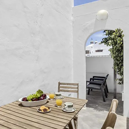 Casa Nadal - Playa Honda (Lanzarote)